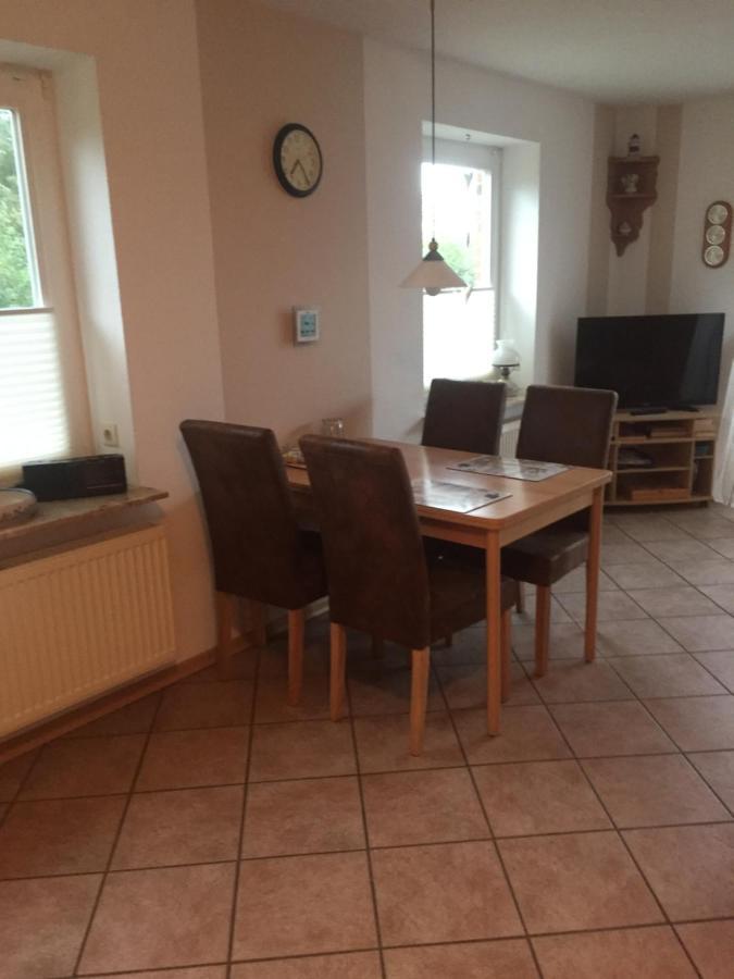 Ferienhaushaelfte Domeyer Midlum Midlum  Buitenkant foto